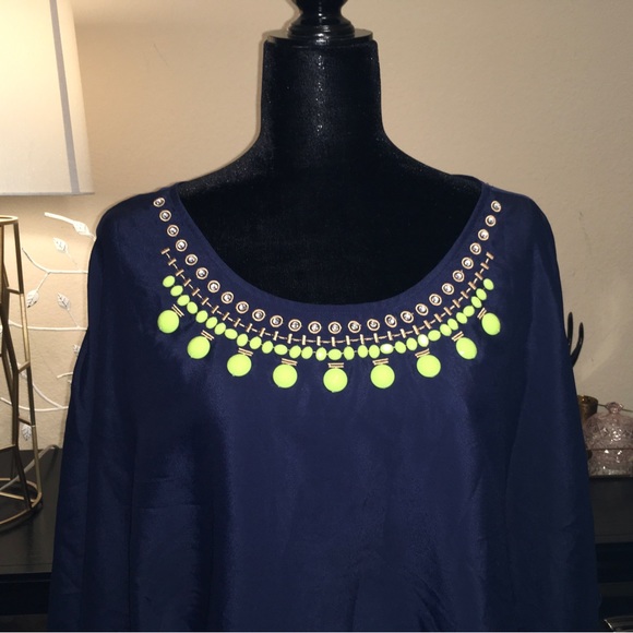 EUC Lane Bryant Navy Embellished Top Size 14/16 - Picture 3 of 7